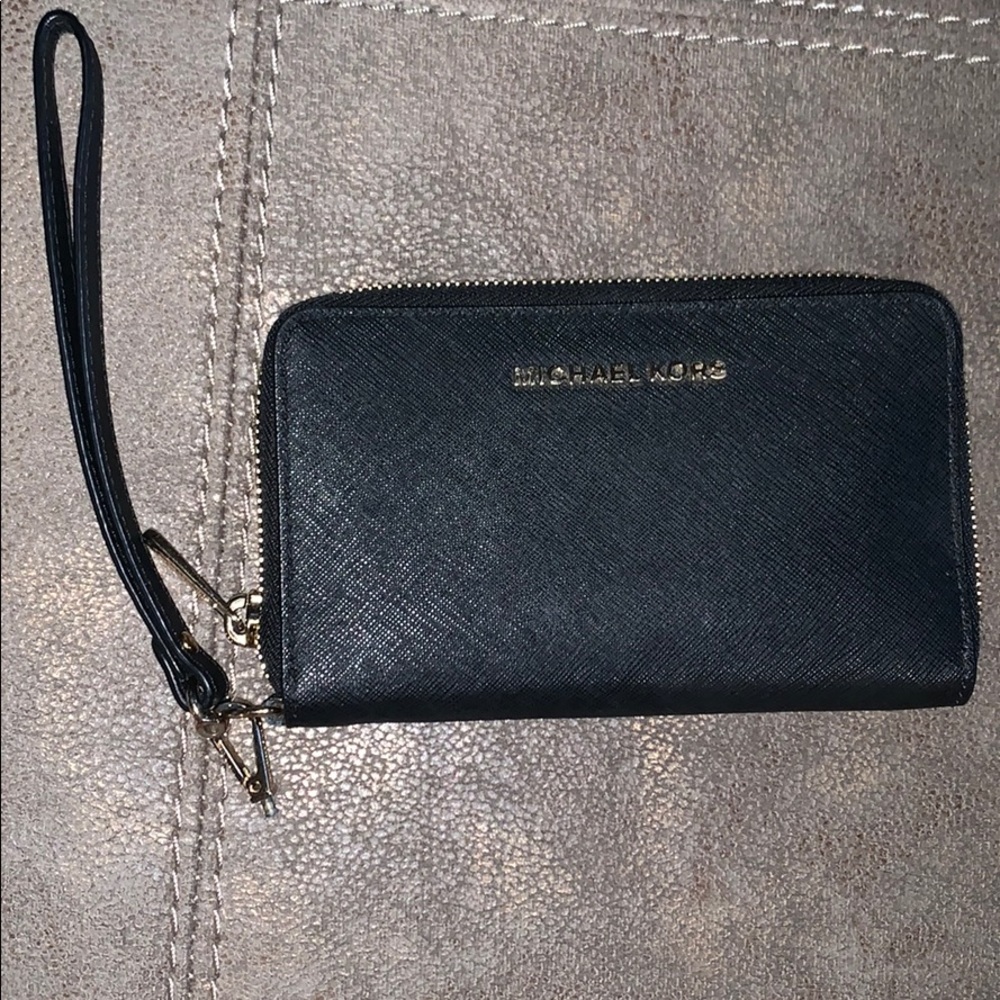 Michael Kors Wristlet